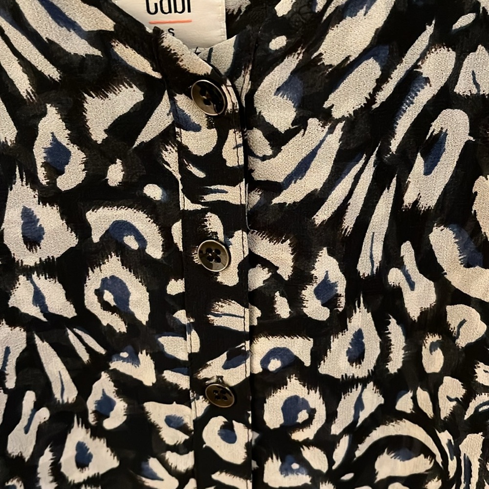 Cabi Size Small. Abstract Print With Adjustable S… - image 4